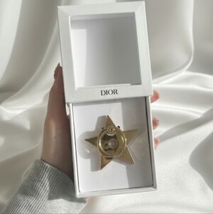 NWT Dior Gold Tone Smartphone Ring